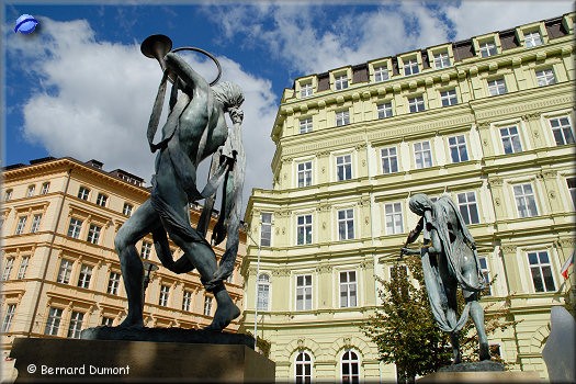 Prague : fountain