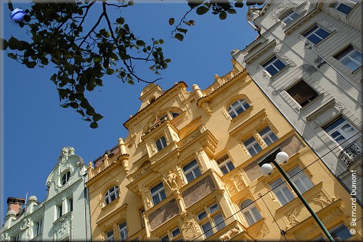 Prague : beautiful yellow façade