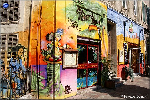 Marseille, colourful walls at Cours Julien