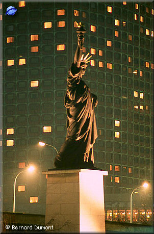 Paris, Statue of Liberty