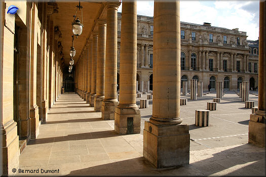 Paris, archway of Palais Royal and Buren columns