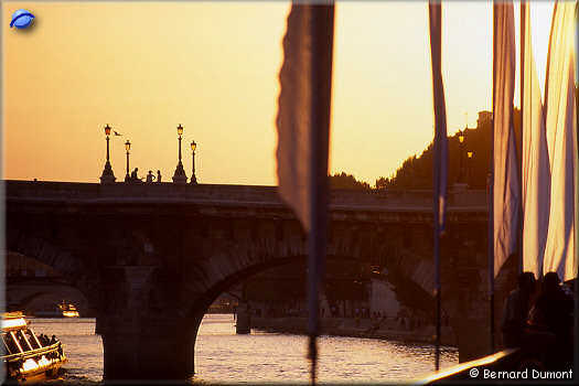 Paris, Pont-Neuf at sunset