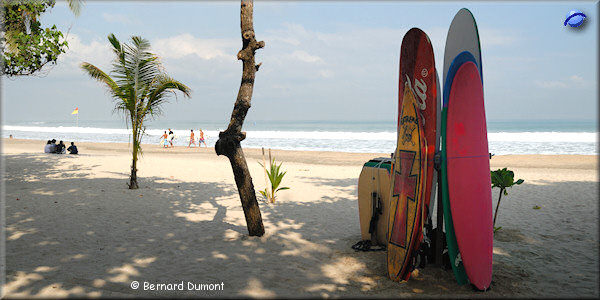 (Bali) Kuta, nice beach for surfers