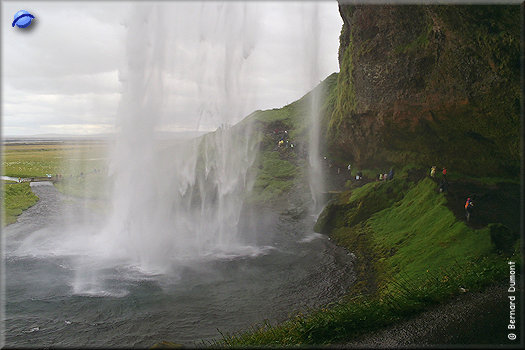 Seljalandsfoss waterfall