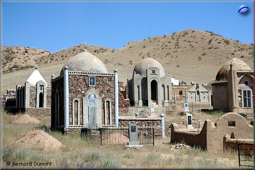 Mausoleums in the countryside