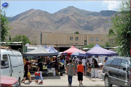 Market at Naryn