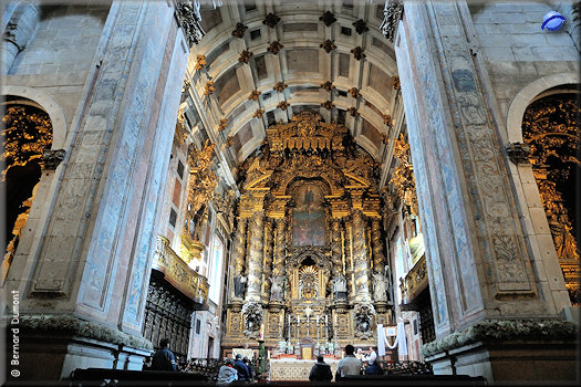 Porto, inside Porto Cathedral