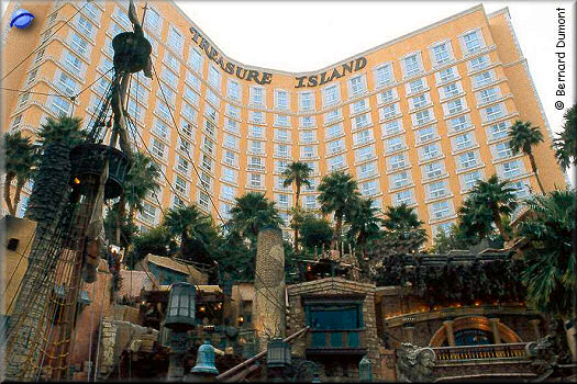 Las Vegas (Nevada), the "Treasure Island" hotel and its pirates