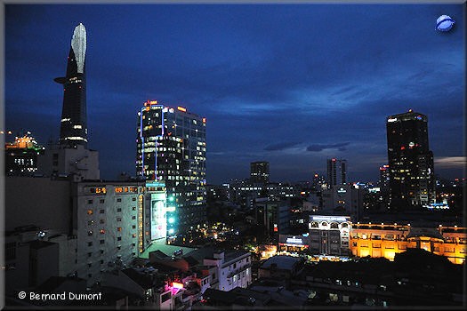 Ho Chi Minh City, Đồng Khởi district (on the left : Bitexco Financial Tower)